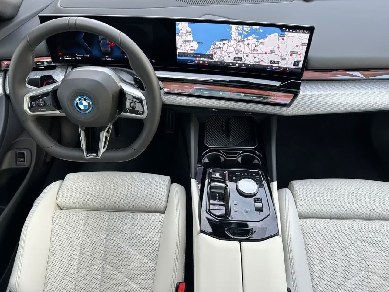 BMW 550e