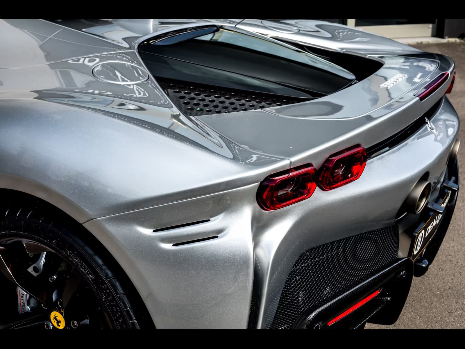 Ferrari SF90