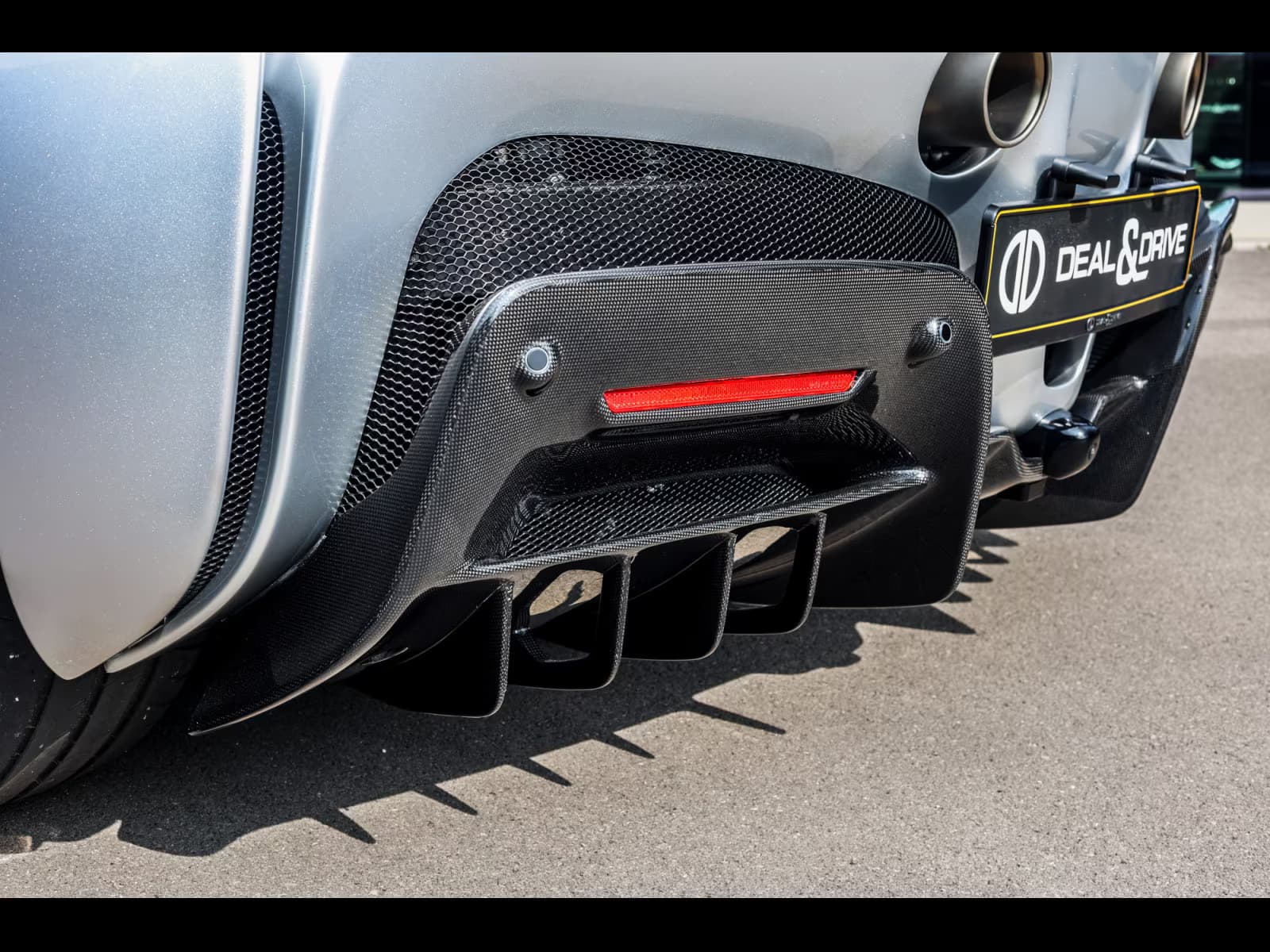 Ferrari SF90