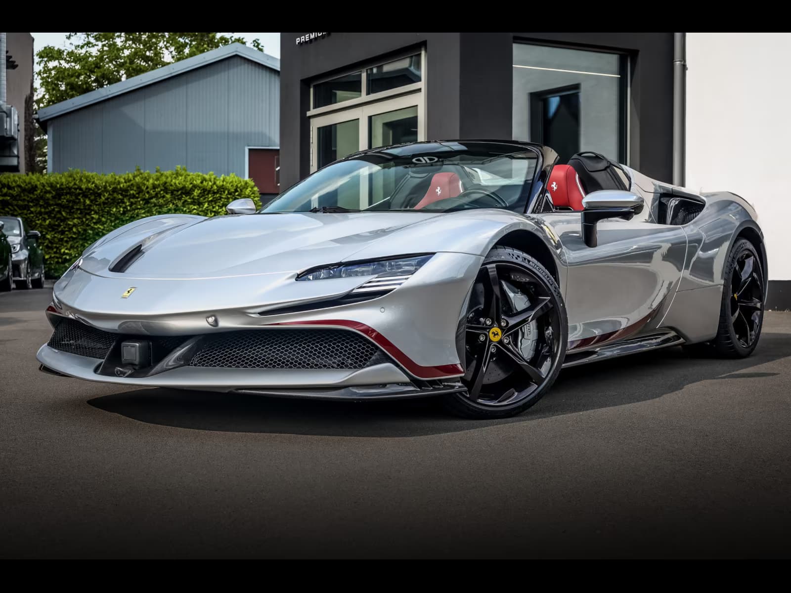 Ferrari SF90