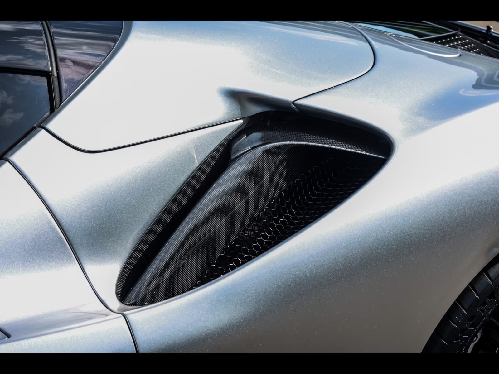 Ferrari SF90