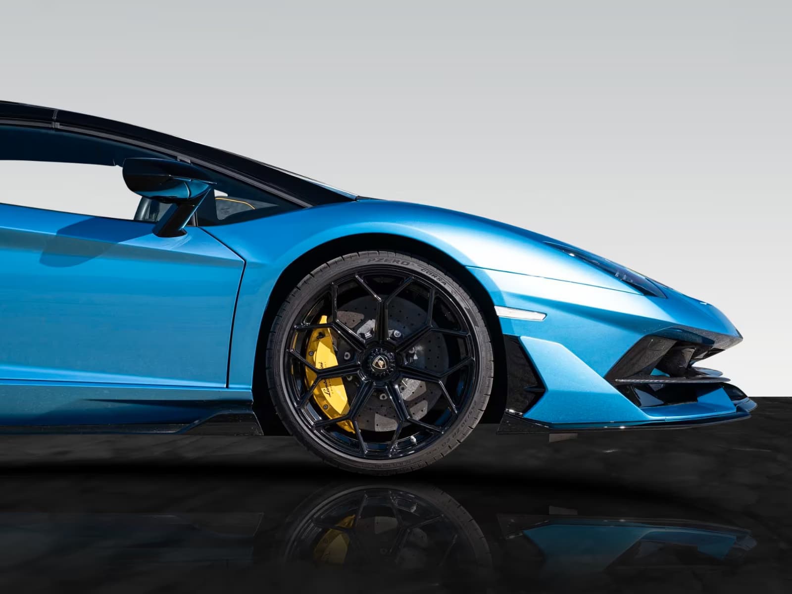 Lamborghini Aventador SVJ