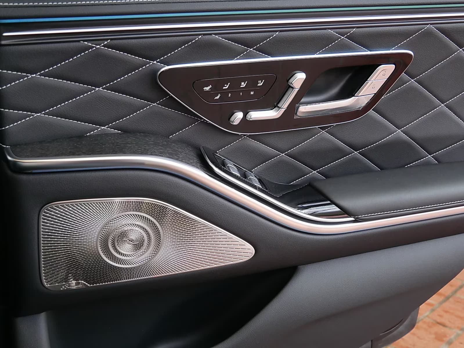 Mercedes-Benz S 500