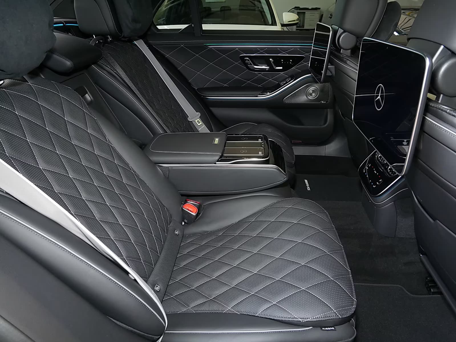 Mercedes-Benz S 500