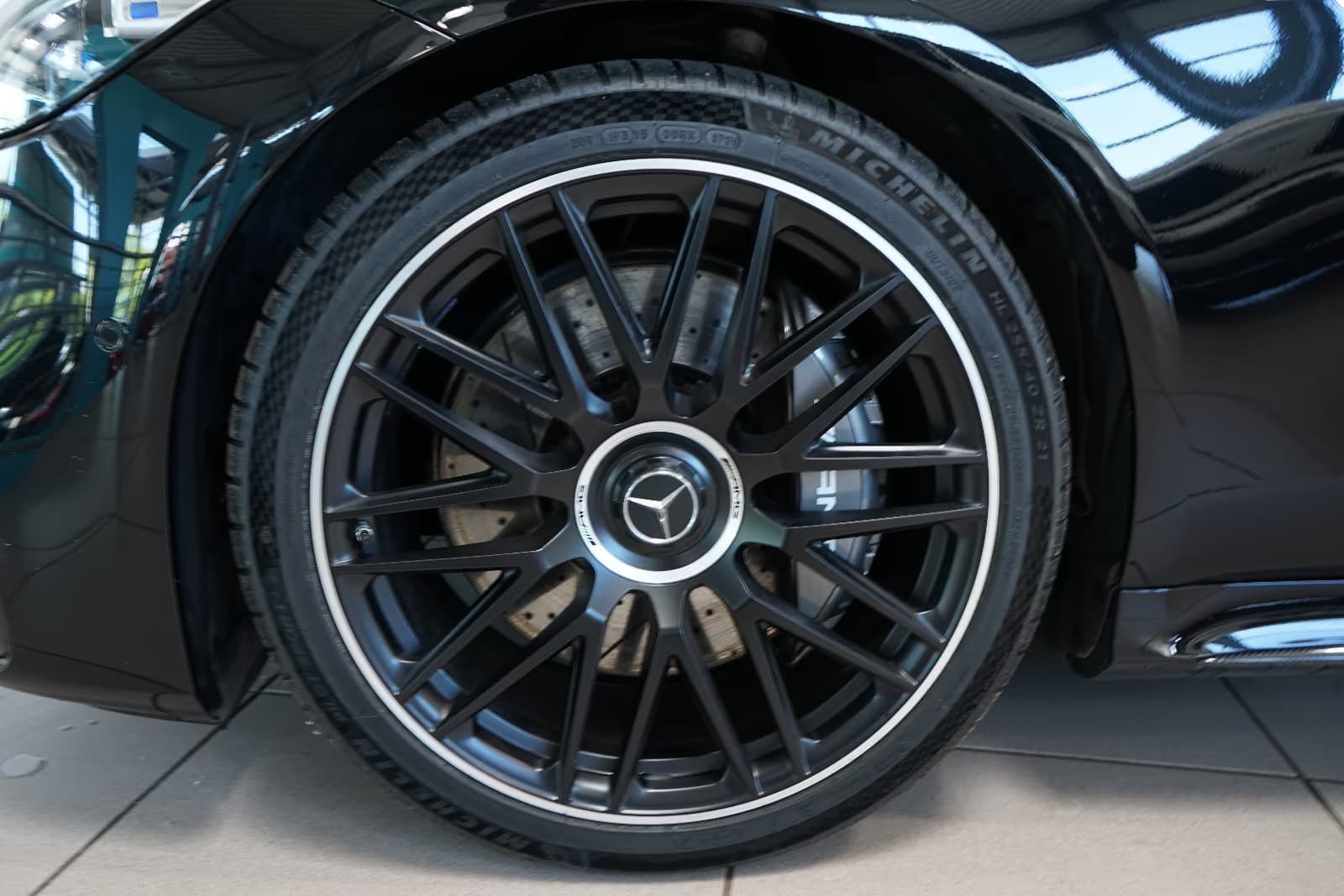 Mercedes-Benz S 63 AMG