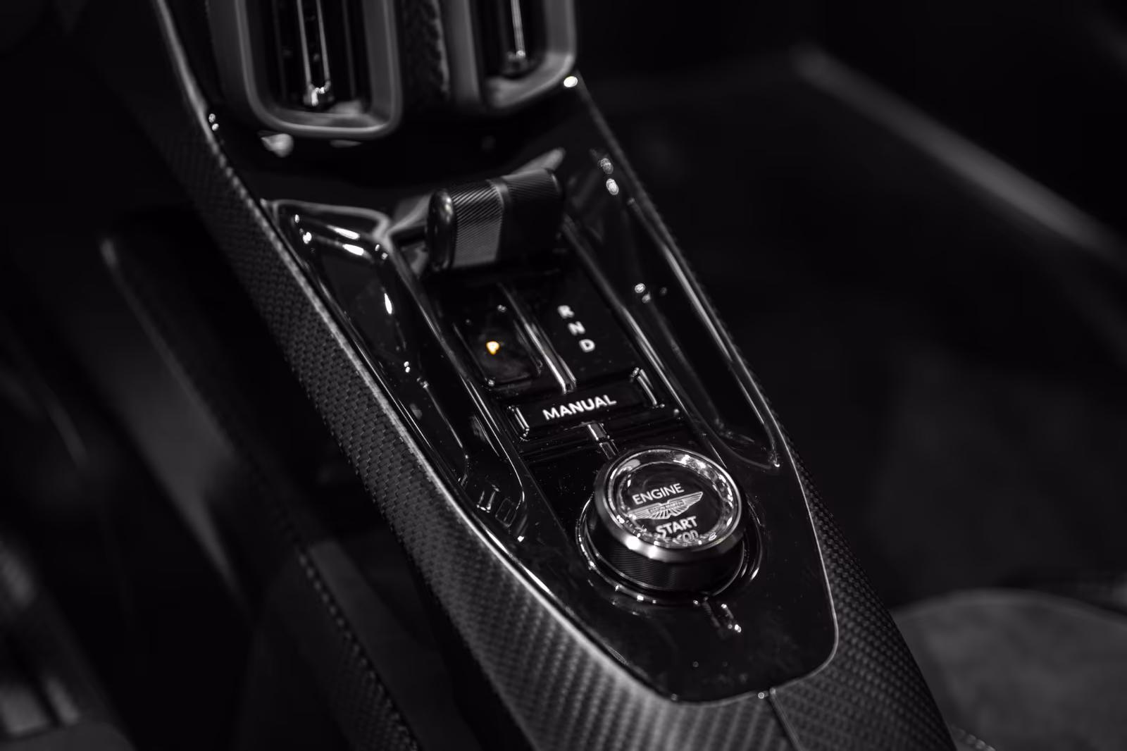 Aston Martin Valhalla