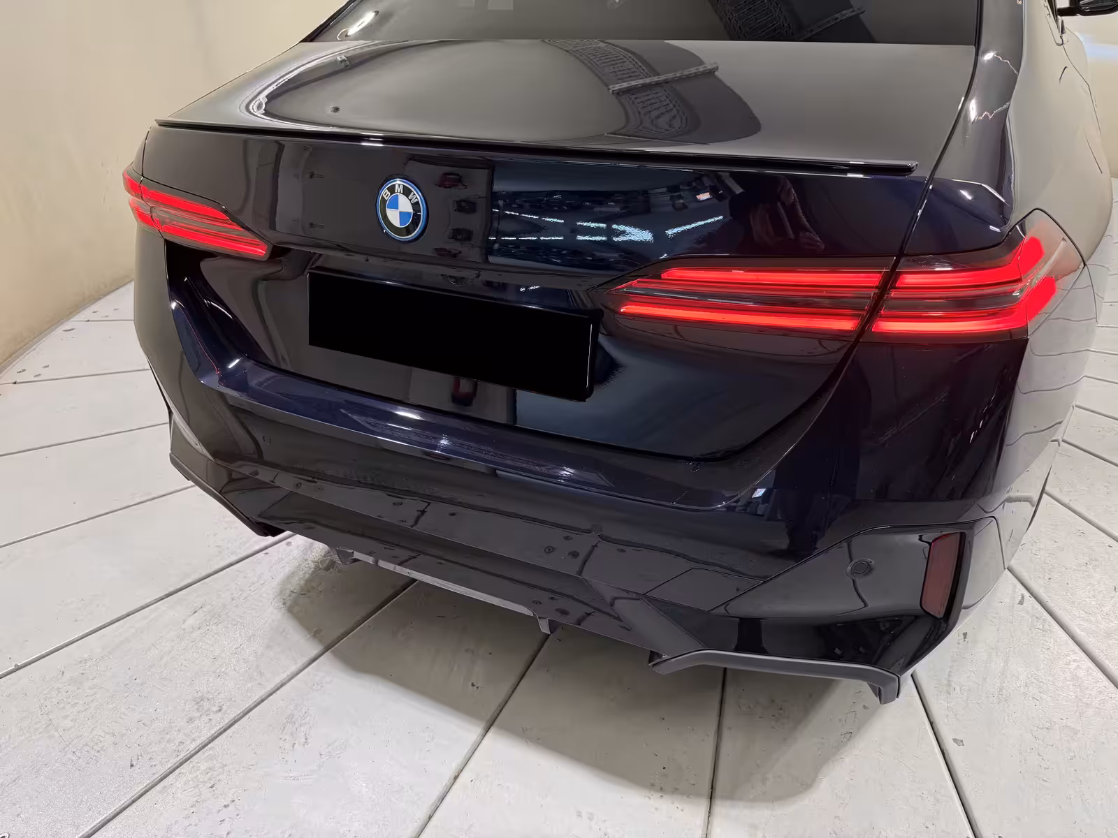 BMW 550e