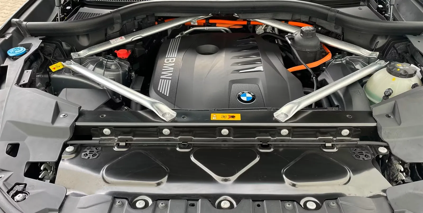 BMW X5 50e