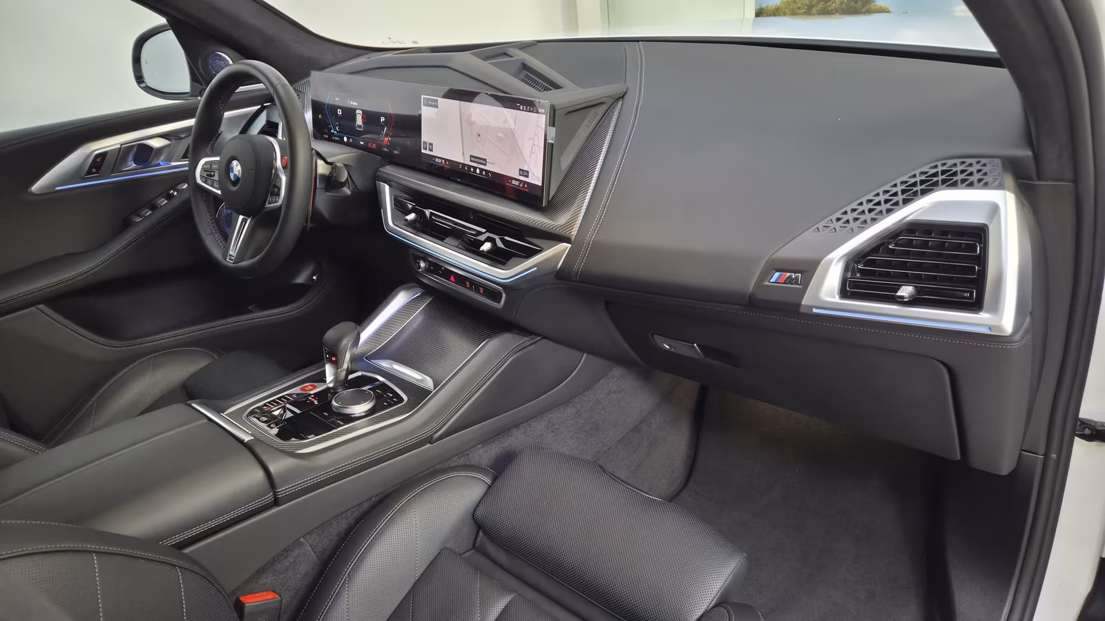 BMW XM