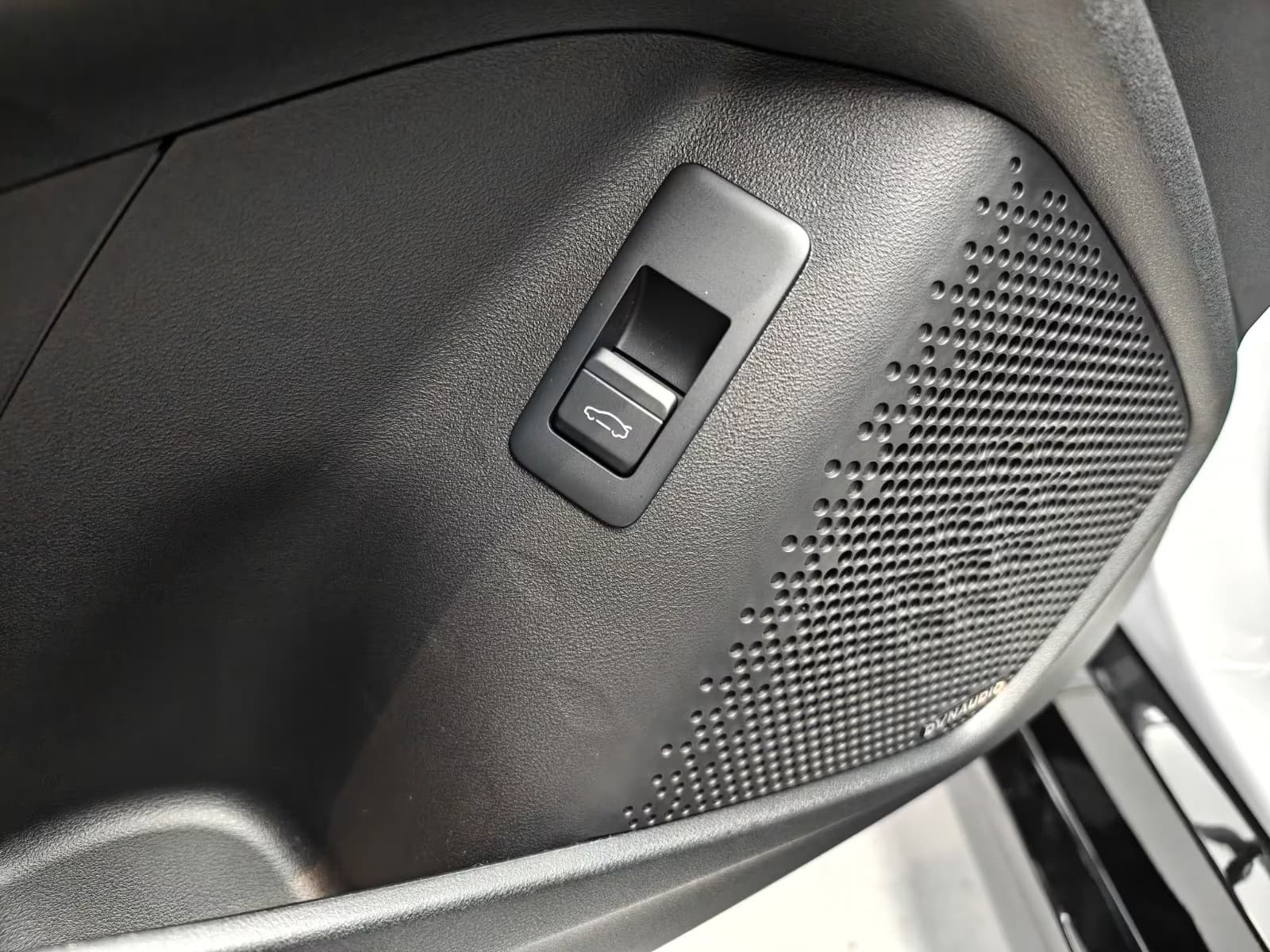 BYD SEAL