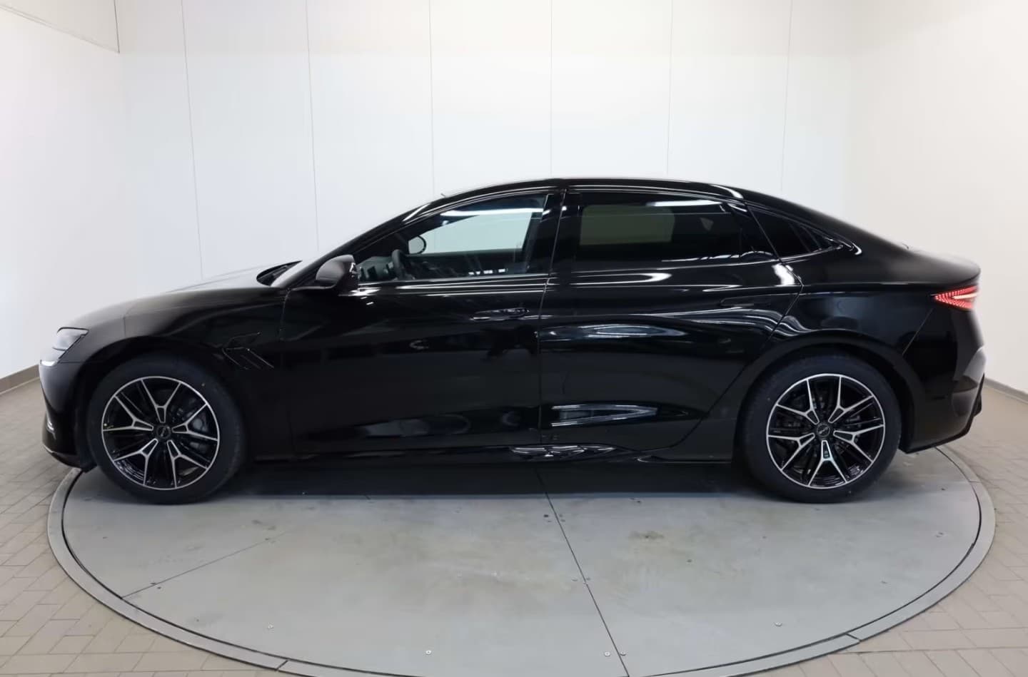 BYD SEAL Performance