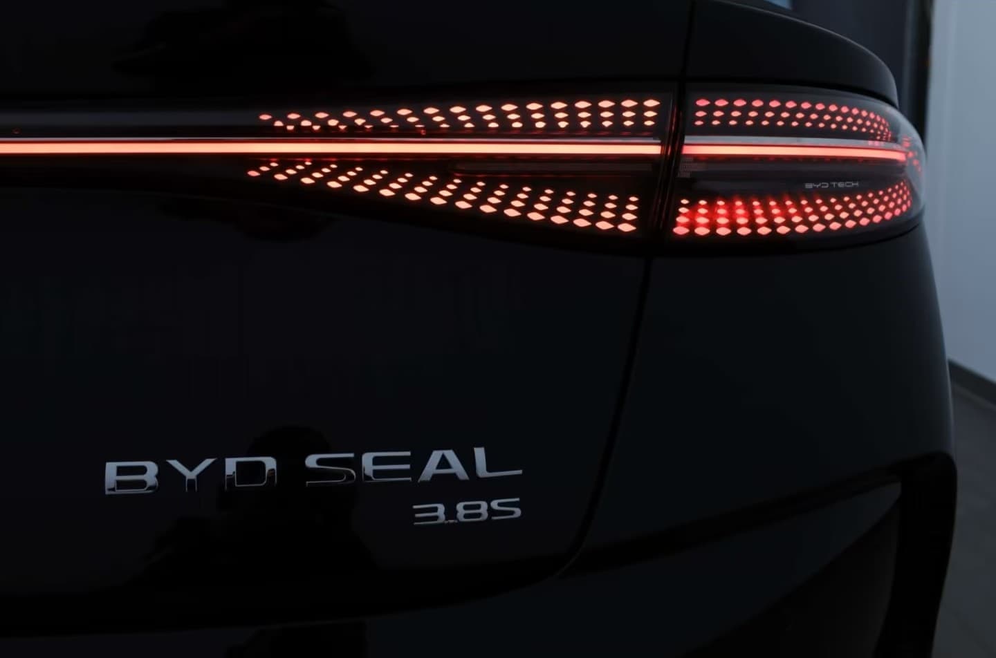 BYD SEAL Performance