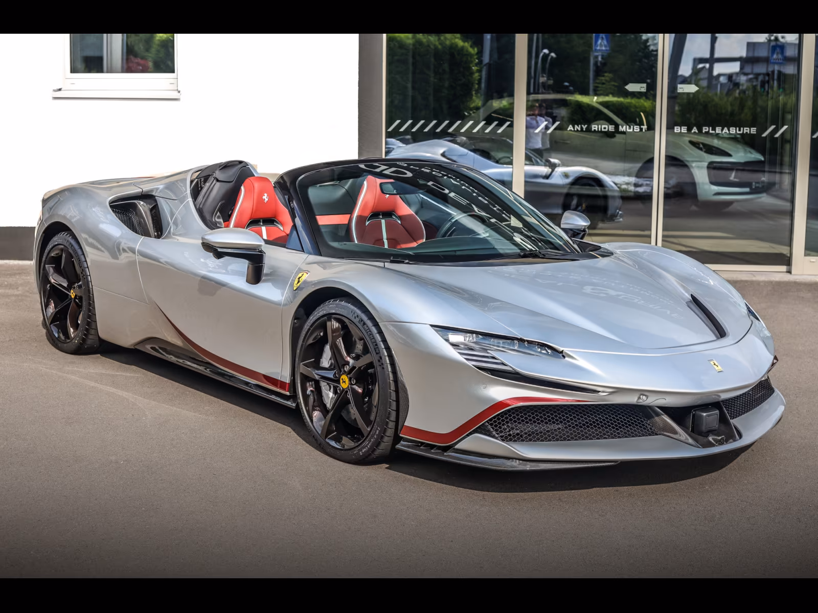 Ferrari SF90