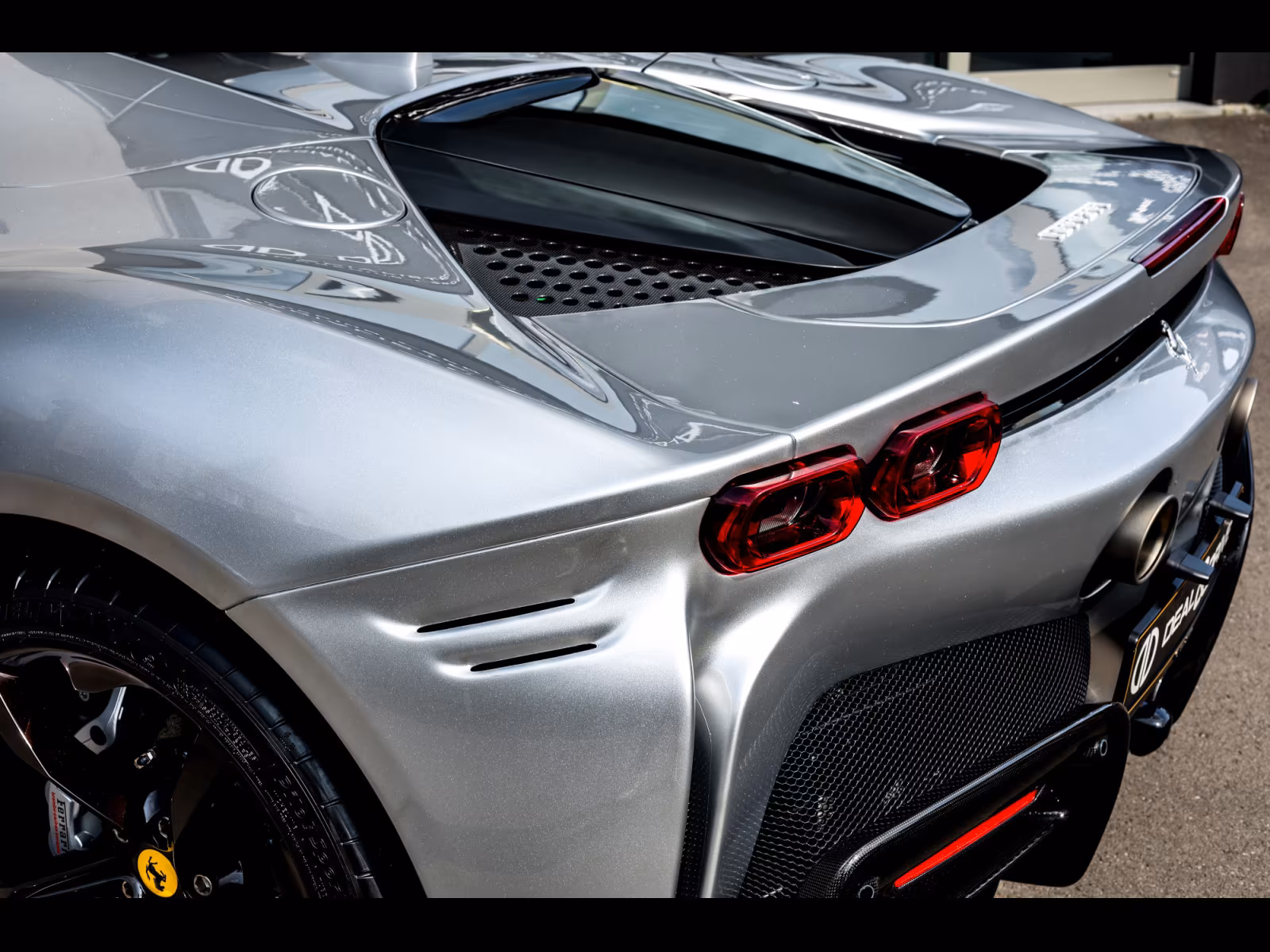 Ferrari SF90