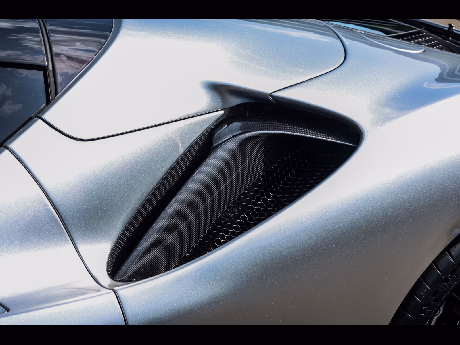 Ferrari SF90